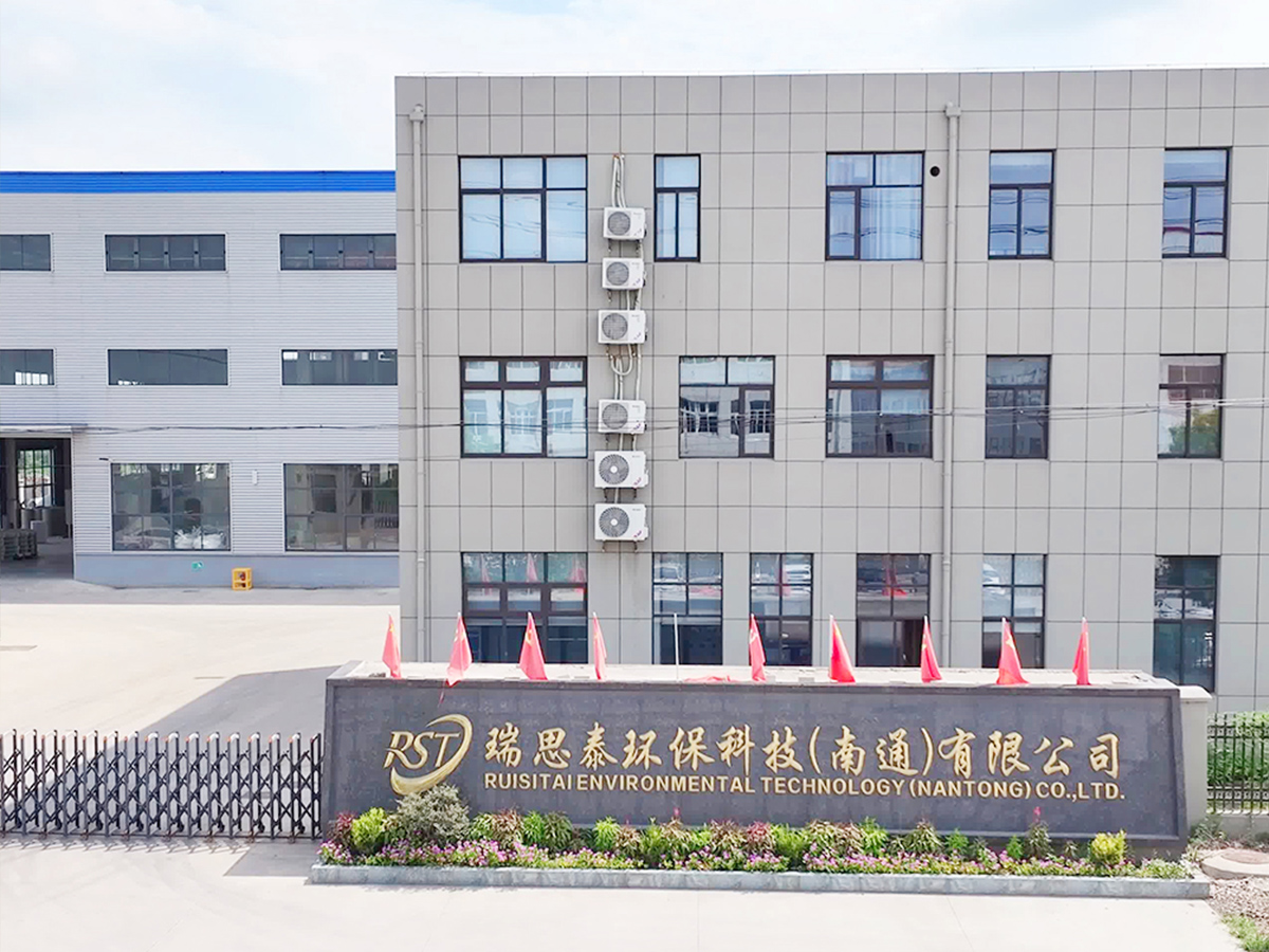 1-230R915510A19.jpg